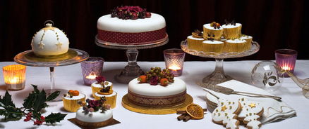 威廉王子大婚将至 聚焦皇室奢华婚礼蛋糕